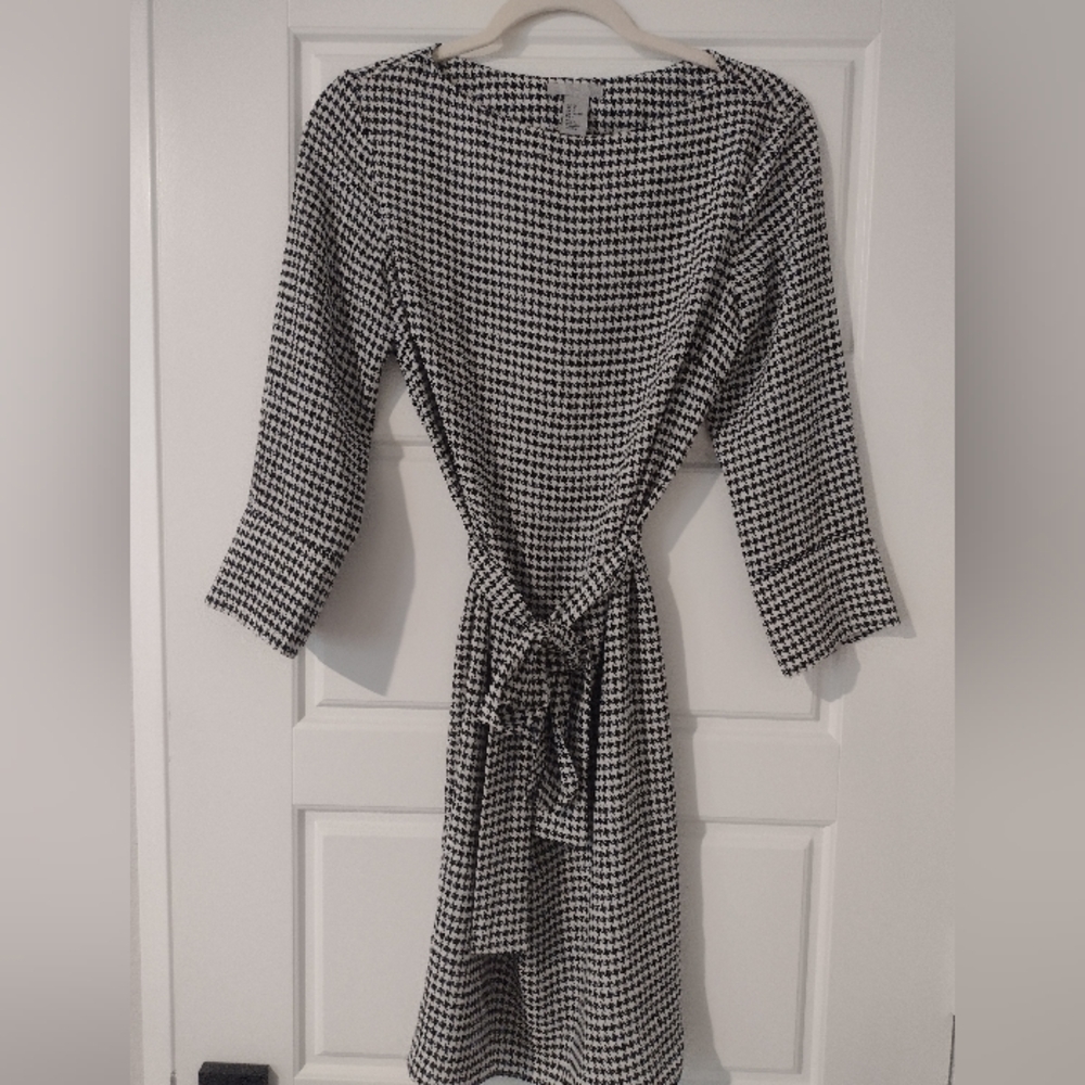 H&M Monochrome Houndstooth Dress